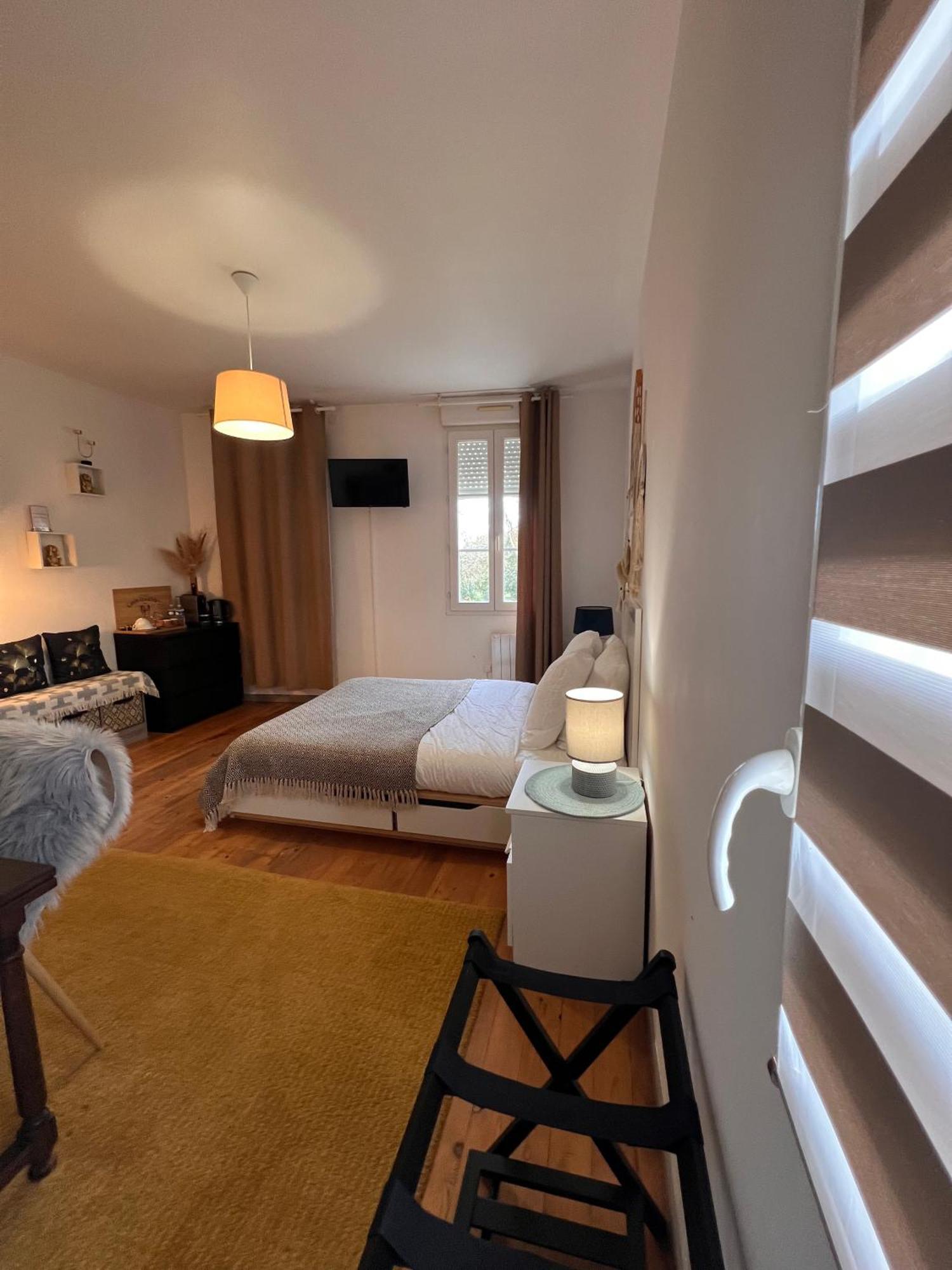Hotes De Micouleau - Pres De Saint-Emilion Vignonet Bagian luar foto